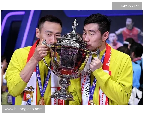 成都羽毛球队默契配合的关键因素与战术分析探讨