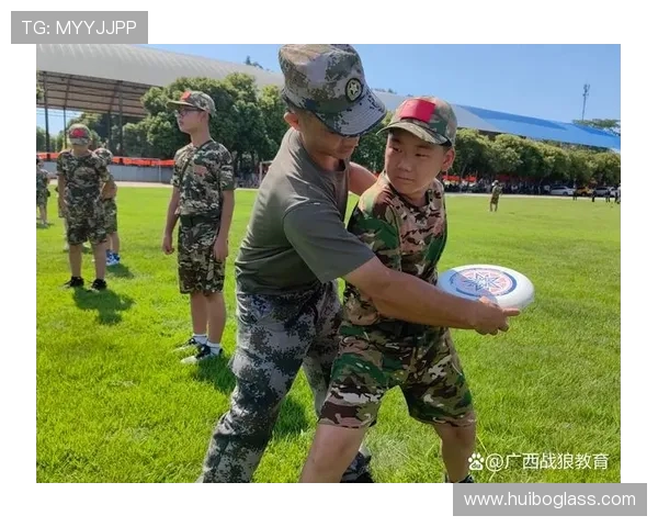 深圳飞盘队在全国飞盘意识排行榜中荣登第六名展现出强劲实力与团队精神