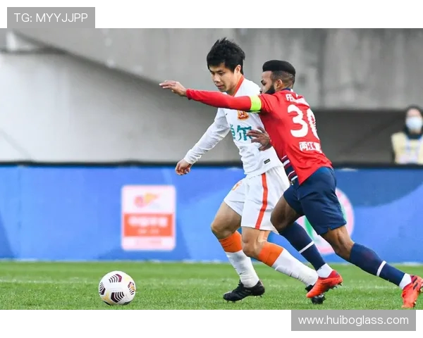 重庆篮球队边路渗透战术解析与球队未来发展展望